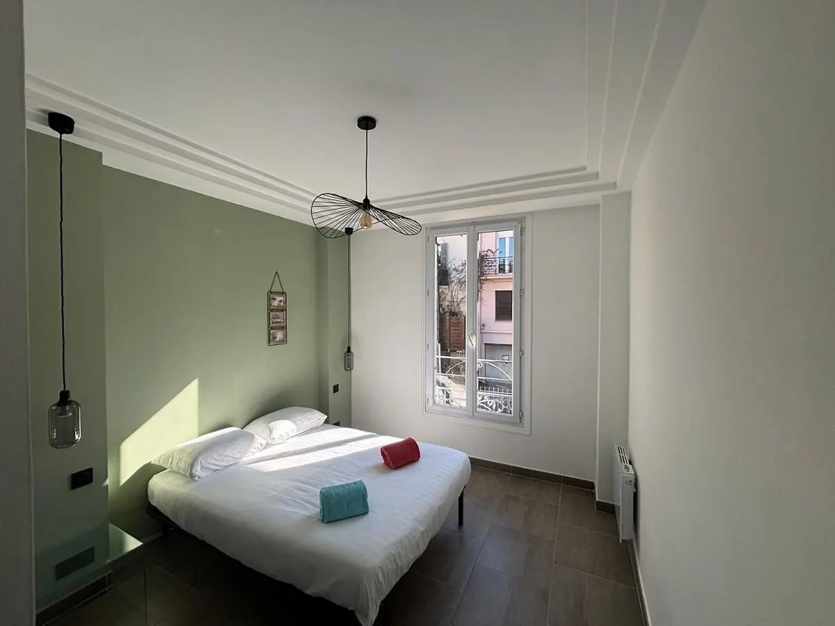 Appartamento 3-R Bright, Beach Within 15 Min Walk Nizza Francia