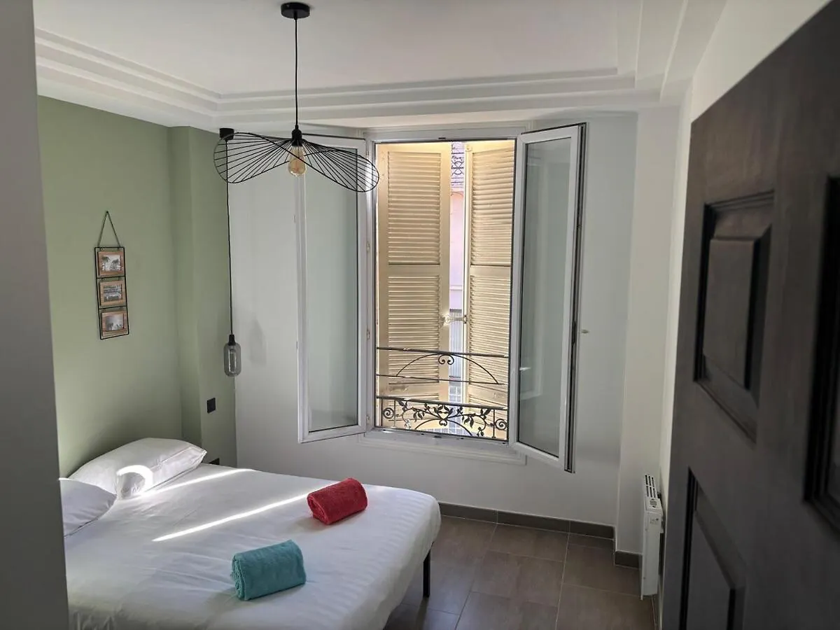 3-R Bright, Beach Within 15 Min Walk Nice France