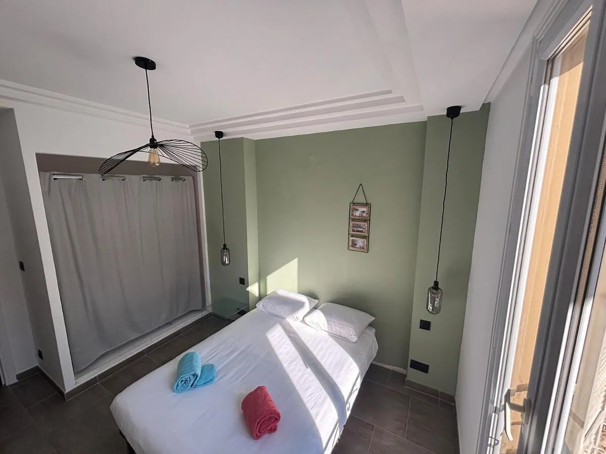 3-R Bright, Beach Within 15 Min Walk Nice France